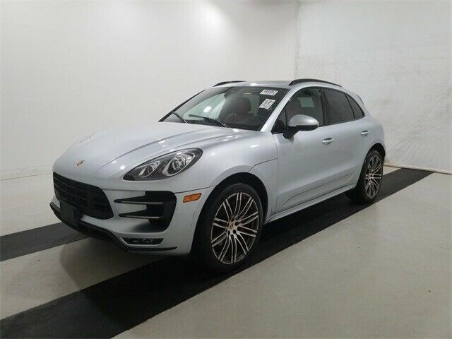 2016 Porsche Macan (Silver/Red over Black)