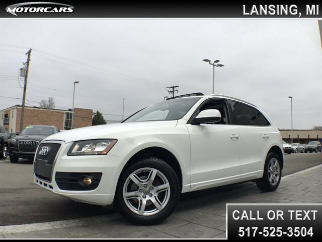 2011 Audi Q5 (White/Black)