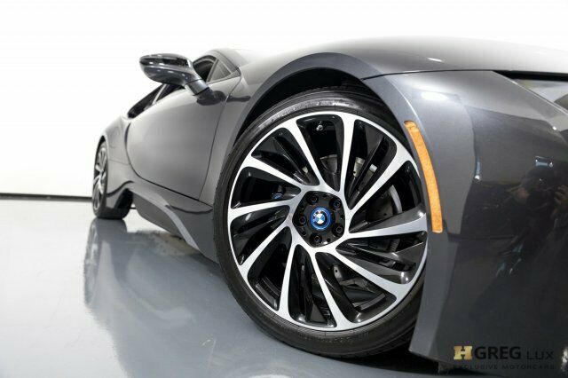 2015 BMW i8 (Gray/Gray)