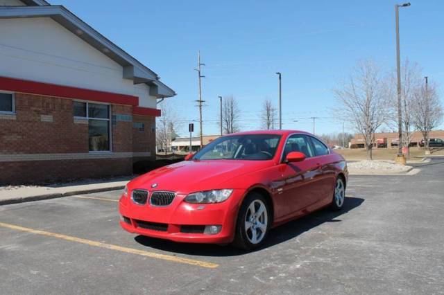 2009 BMW 3-Series (Red/Black)