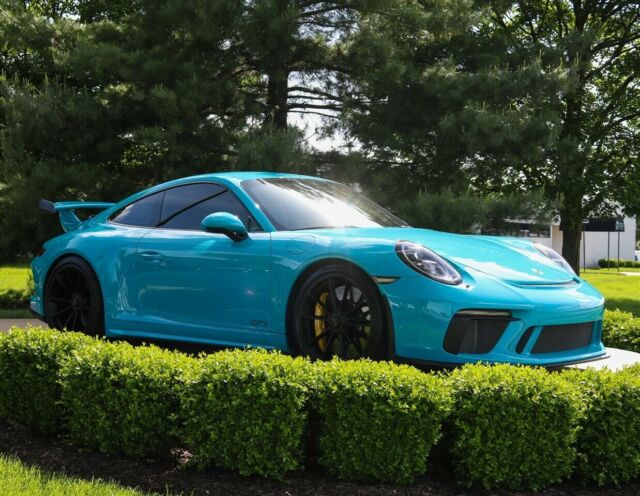 2018 Porsche 911 (Blue/Black)