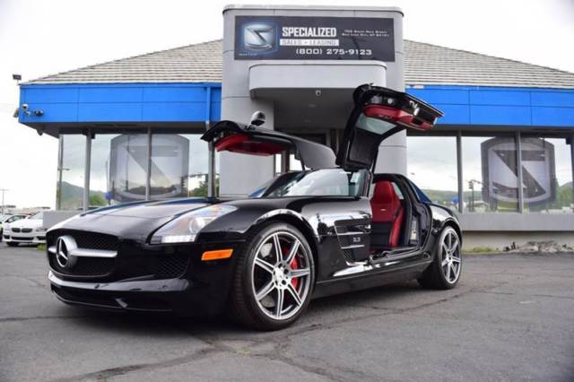 2012 Mercedes-Benz SLS AMG (Black/Red)