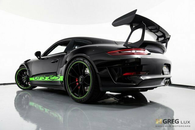 2019 Porsche 911 (Black/Black)