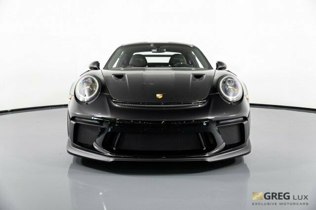 2019 Porsche 911 (Black/Black)