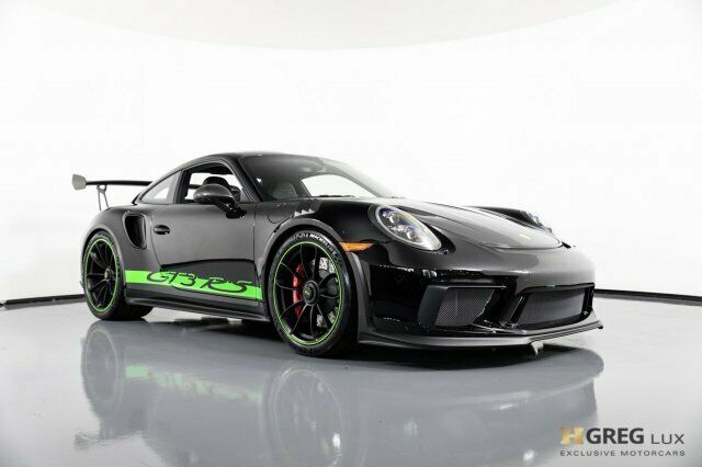 2019 Porsche 911 (Black/Black)
