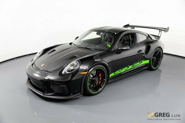 2019 Porsche 911 (Black/Black)