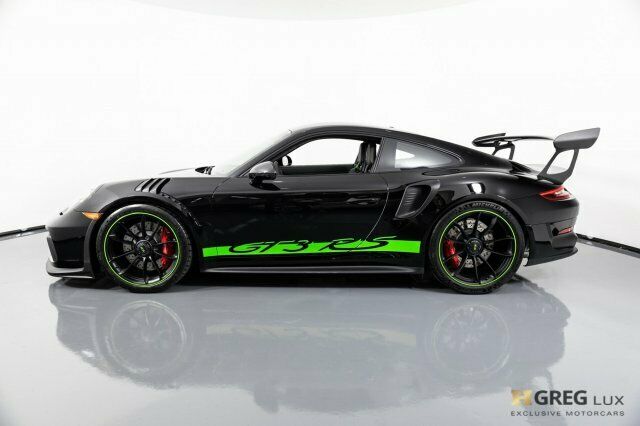 2019 Porsche 911 (Black/Black)