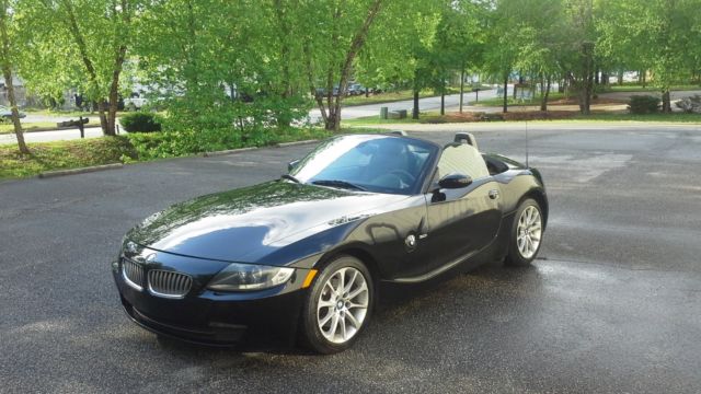 2007 BMW Z4 (Black/Black)