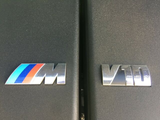 2007 BMW M6 (Black/Beige)
