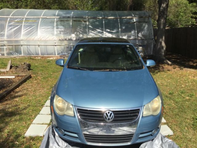 2007 Volkswagen Eos (Blue/Luxor Beige w/Fine Nappa Leather Seat Trim)