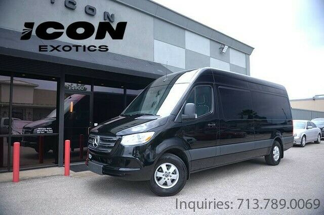 2019 Mercedes-Benz Sprinter (Black/Black)