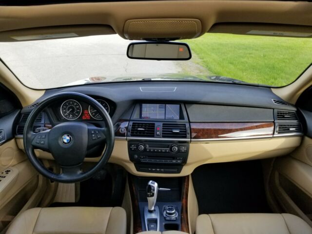 2013 BMW X5 (Platinum Gray Metallic/Sand Beige)