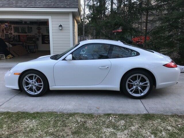 2009 Porsche 911 (White/Gray)