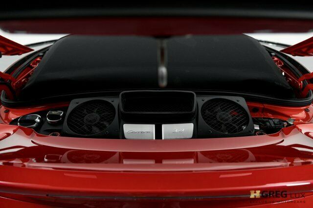 2013 Porsche 911 (Red/Black)