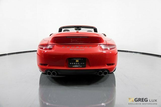 2013 Porsche 911 (Red/Black)