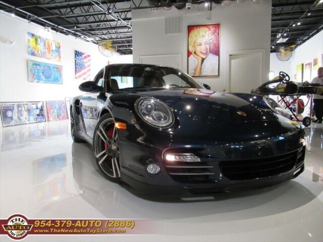 2010 Porsche 911 (Midnight Blue Metallic/Sand Beige)