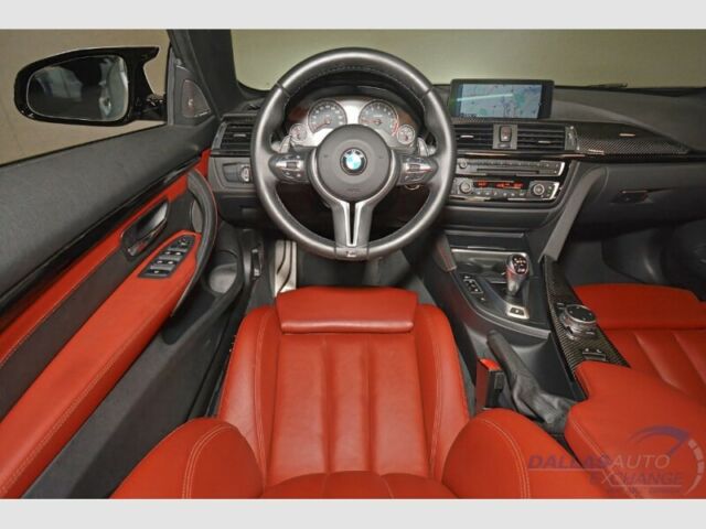 2015 BMW M4 (White/Red)
