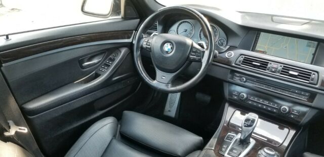 2012 BMW 5-Series (Silver/Black)