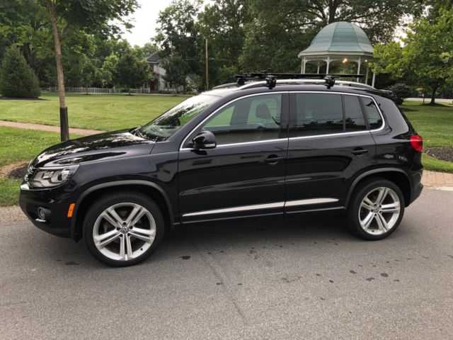 2014 Volkswagen Tiguan (Black/Black)