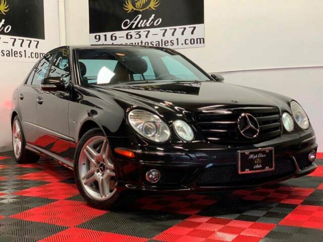 2007 Mercedes-Benz E-Class (Black/Black)