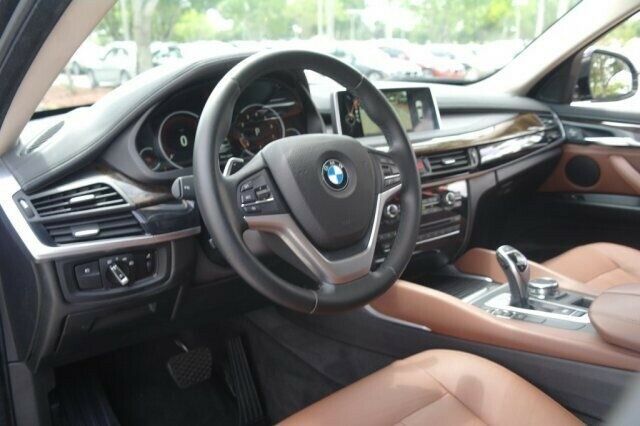 2016 BMW X6 (Black/Brown)