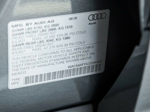 2018 Audi SQ5 (Gray/Gray)
