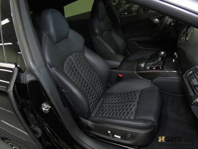 2016 Audi RS7 (Black/Black)
