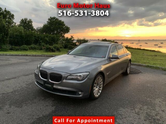 2009 BMW 7-Series (Gray/Black)