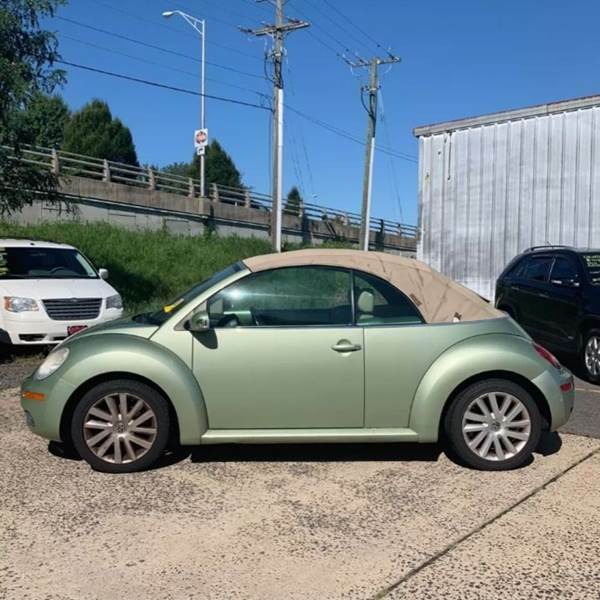 2008 Volkswagen Beetle-New (Green/Tan)