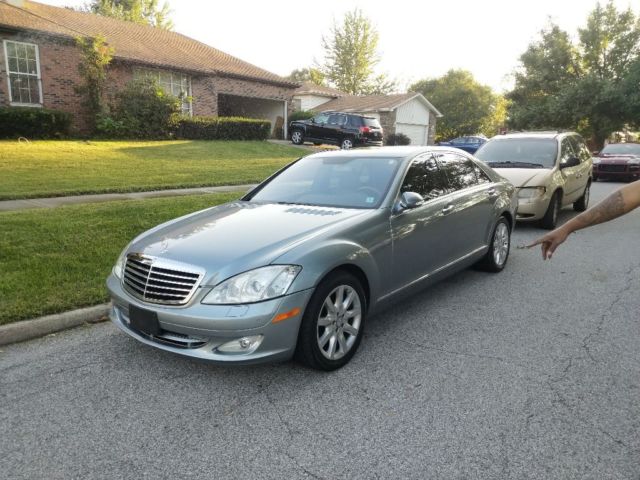 2008 Mercedes-Benz S-Class (Gray/Gray)