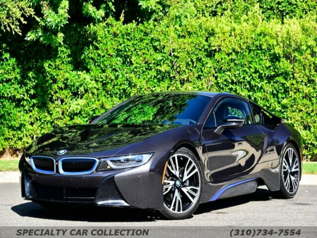 2016 BMW i8 (Gray/Black)