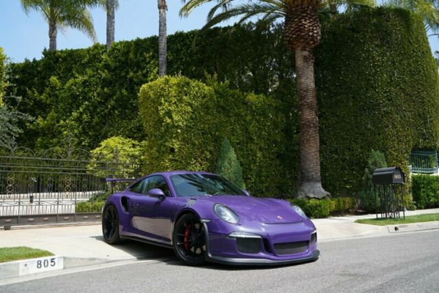 2016 Porsche 911 (Purple/Black)