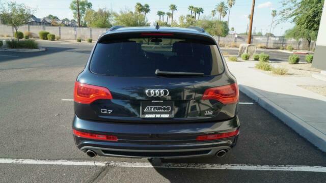 2012 Audi Q7 TDI Prestige (Blue/Black)