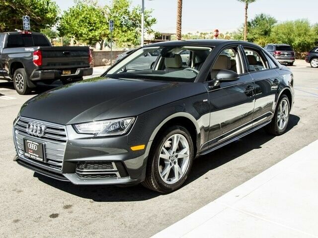 2018 Audi A4 (Gray/Gray)
