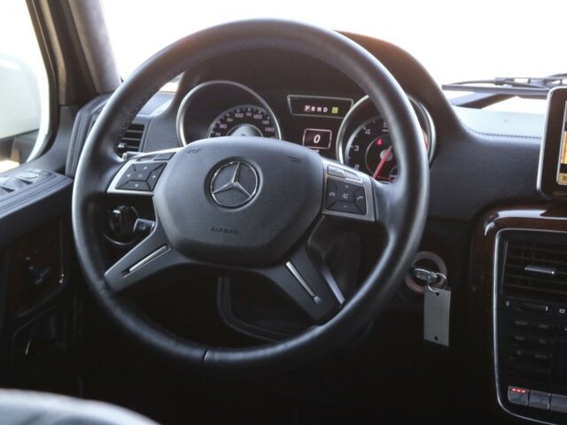 2013 Mercedes-Benz G-Class (White/Black)
