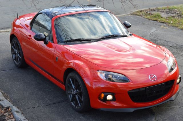 2015 Mazda MX-5 Miata (Red/Black)