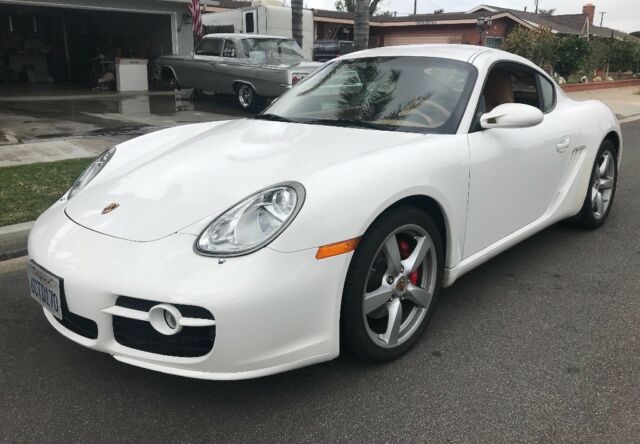 2008 Porsche Cayman (White/Tan)