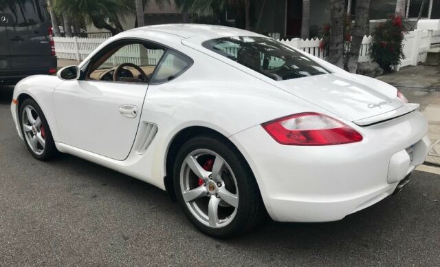 2008 Porsche Cayman (White/Tan)