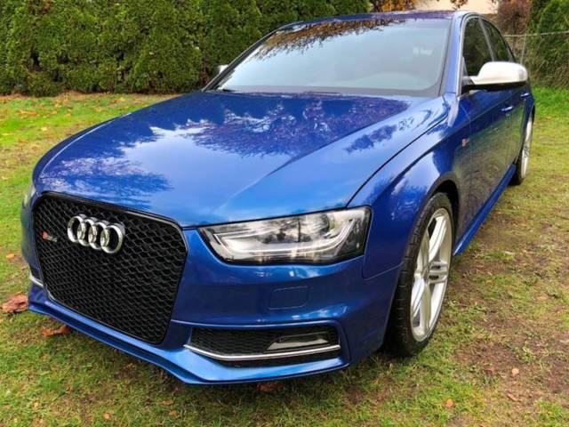 2015 Audi S4 (Blue/Black)