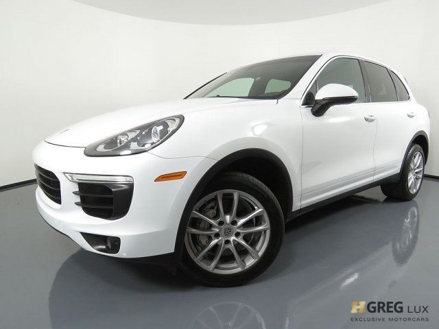 2015 Porsche Cayenne (Gray/Black)