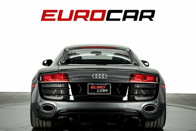2010 Audi R8 (Gray/Black)