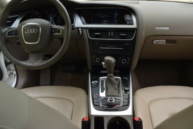 2011 Audi A5 (WHITE/TAN LEATHER)