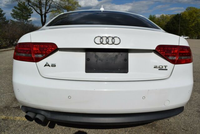 2011 Audi A5 (WHITE/TAN LEATHER)