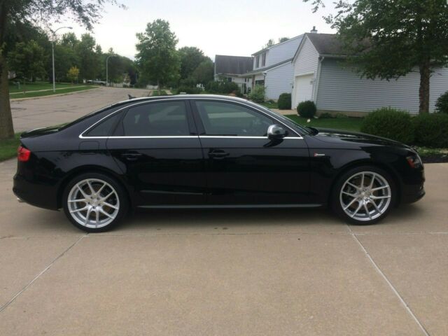 2014 Audi S4 (Black/Black)