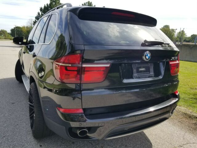 2013 BMW X5 (Black Sapphire Metallic/Cinnamon Brown)