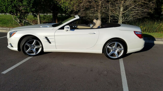 2016 Mercedes-Benz SL-Class (White/Tan)