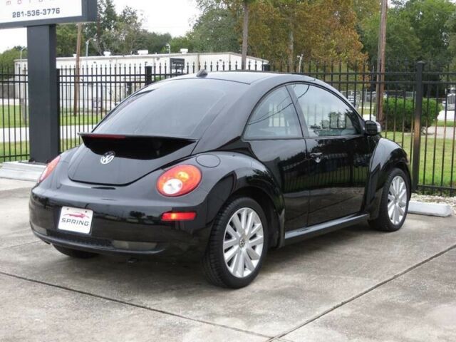 2008 Volkswagen Beetle-New (Black/Black)