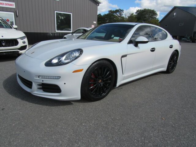 2014 Porsche Panamera (White pearl ghost shift/chestnut brown)