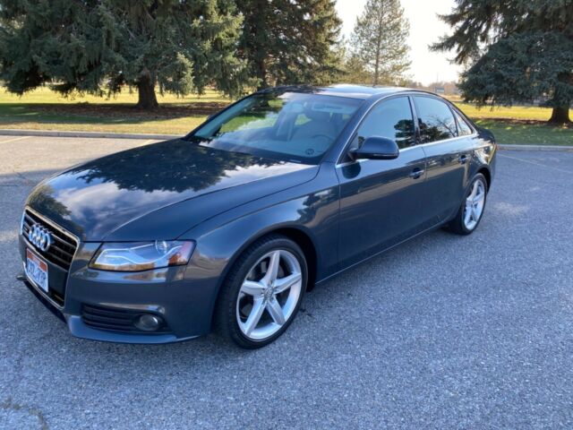 2009 Audi A4 (Blue/Gray)