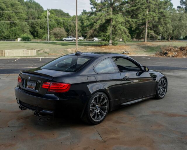 2010 BMW M3 (Black/Black)